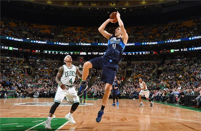 夺季后赛席 夺季后赛席